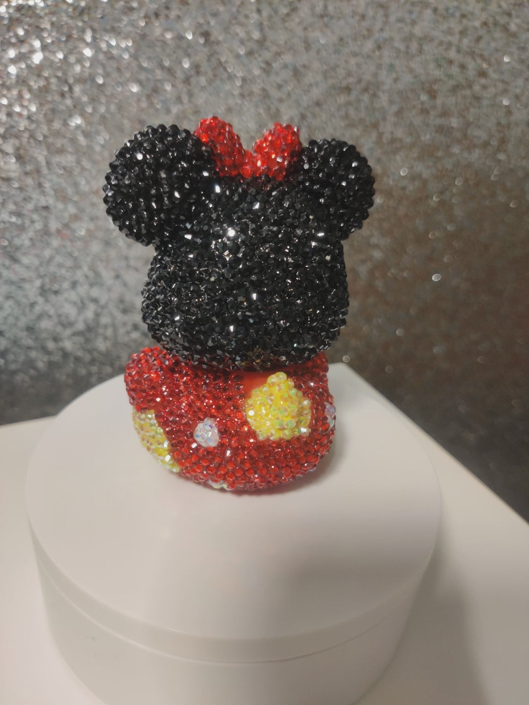 Rhinestone Minnie Duck